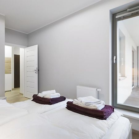 Spokojny I Komfortowy Apartament Wsrod Zieleni Wroclaw Luaran gambar