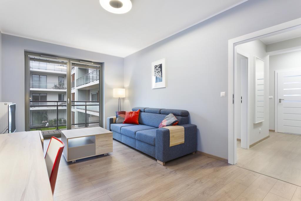 Spokojny I Komfortowy Apartament Wsrod Zieleni Wroclaw Luaran gambar